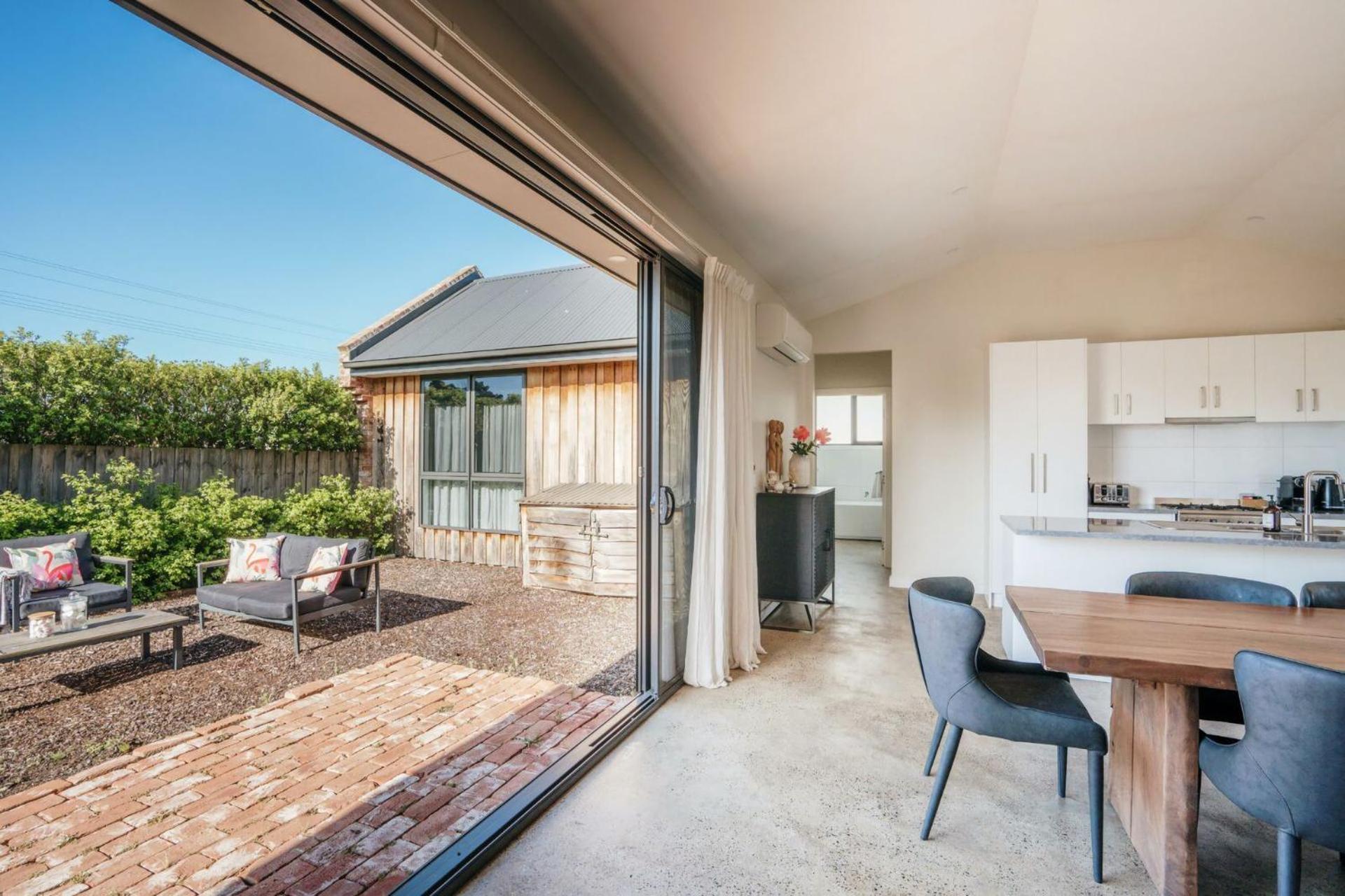 Embracing Evandale Exterior photo