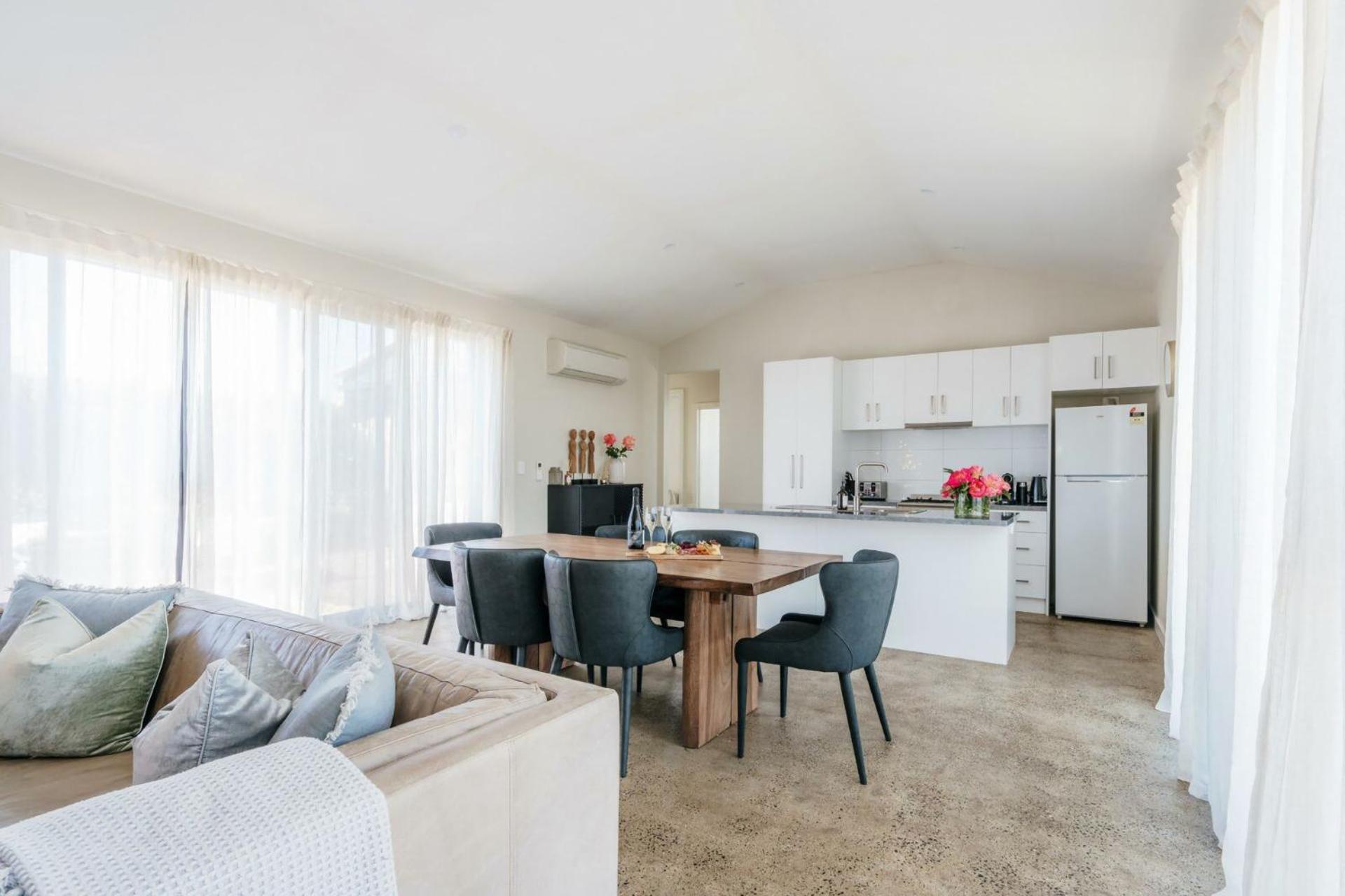 Embracing Evandale Exterior photo